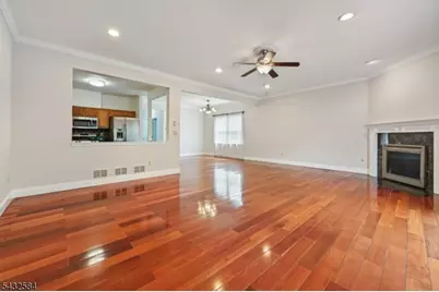 96 Jillian Blvd, Parsippany, NJ 07054 - Photo 5