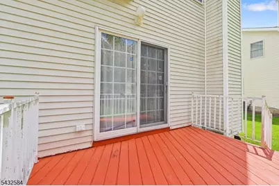 96 Jillian Blvd, Parsippany, NJ 07054 - Photo 17
