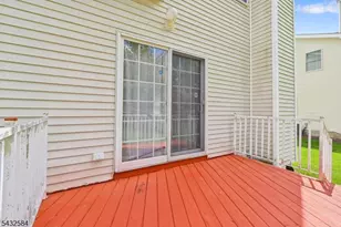 96 Jillian Blvd, Parsippany, NJ 07054 - Photo 17