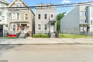 114 Littleton Ave, Newark, NJ 07103 - Photo 15