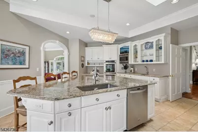 110 Chelsea, Watchung, NJ 07069 - Photo 13