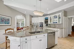 110 Chelsea, Watchung, NJ 07069 - Photo 13