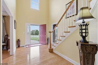 1 Beehive Ln, Raritan Township, NJ 08822 - Photo 3