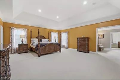 1 Beehive Ln, Raritan Township, NJ 08822 - Photo 21