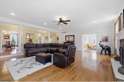 1 Beehive Ln, Raritan Township, NJ 08822 - Photo 13