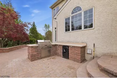 1 Beehive Ln, Raritan Township, NJ 08822 - Photo 37