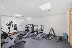 1 Beehive Ln, Raritan Township, NJ 08822 - Photo 33