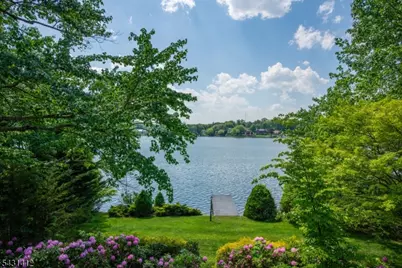 174 Pines Lake Dr E, Wayne, NJ 07470 - Photo 37