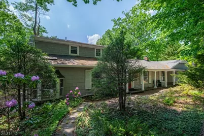 174 Pines Lake Dr E, Wayne, NJ 07470 - Photo 3