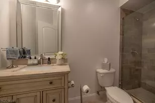 224 N 18th St, Kenilworth, NJ 07033 - Photo 17