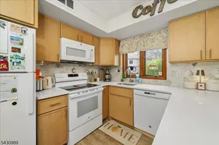 204 Dakota Dr, Andover Township, NJ 07848 - Photo 7