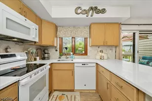 204 Dakota Dr, Andover Township, NJ 07848 - Photo 5