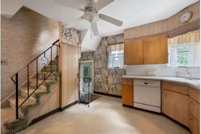 415 N 4th Ave, Hawthorne, NJ 07506 - Photo 13