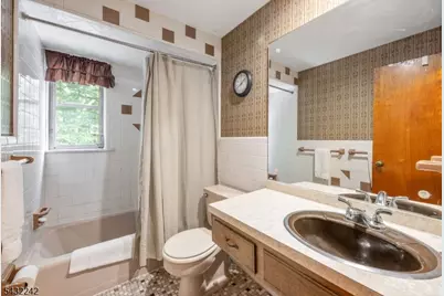 415 N 4th Ave, Hawthorne, NJ 07506 - Photo 23