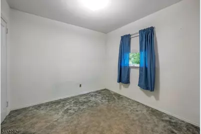 415 N 4th Ave, Hawthorne, NJ 07506 - Photo 17