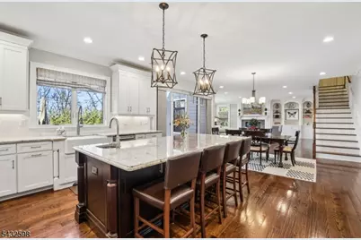 107 Longview Ave, Chatham Township, NJ 07928 - Photo 11