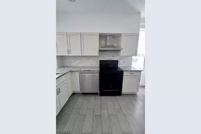 305 Stockton St, Hightstown, NJ 08520 - Photo 17