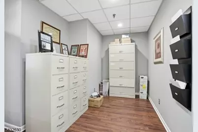 122 Central Avenue, Clark Township, NJ 07066 - Photo 13