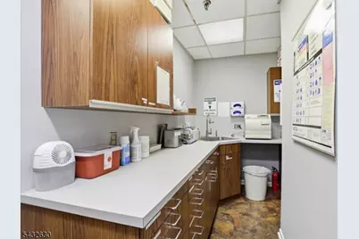 122 Central Avenue, Clark Township, NJ 07066 - Photo 19