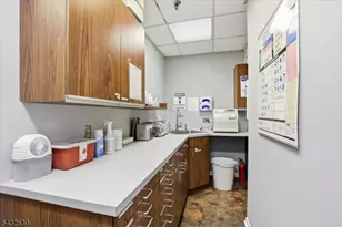 122 Central Ave, Clark Township, NJ 07066 - Photo 19