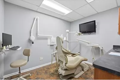122 Central Avenue, Clark Township, NJ 07066 - Photo 17