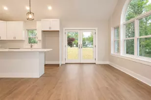 7 Lorettacong Dr, Jefferson Township, NJ 07849 - Photo 5