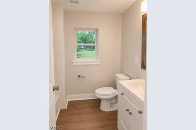 7 Lorettacong Dr, Jefferson Township, NJ 07849 - Photo 7