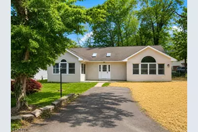 7 Lorettacong Dr, Jefferson Township, NJ 07849 - Photo 1