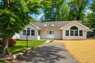 7 Lorettacong Dr, Jefferson Township, NJ 07849 - Photo 1