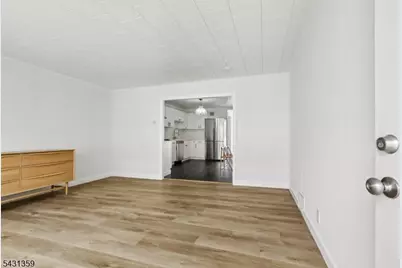 63 Garrison St, Newark, NJ 07105 - Photo 11