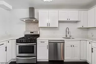 63 Garrison St, Newark, NJ 07105 - Photo 1