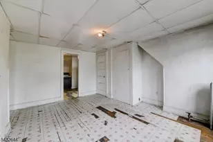 249 4th St, Newark, NJ 07107 - Photo 39