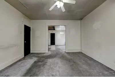 249 4th St, Newark, NJ 07107 - Photo 29