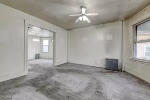 249 4th St, Newark, NJ 07107 - Photo 27