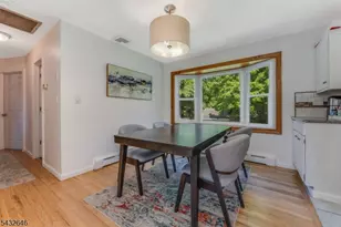 129 Chestnut St, Bridgewater, NJ 08807 - Photo 11