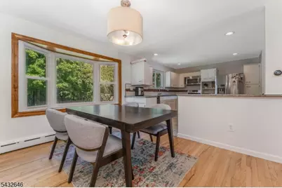 129 Chestnut St, Bridgewater, NJ 08807 - Photo 9