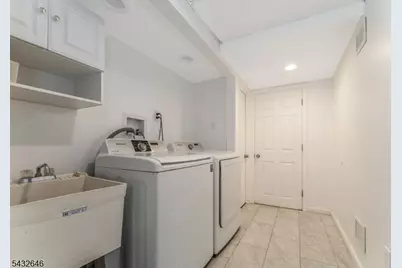 129 Chestnut St, Bridgewater, NJ 08807 - Photo 21