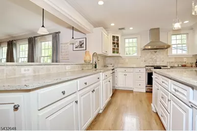 14 Chadwick Pl, Glen Rock, NJ 07452 - Photo 13