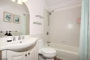 14 Chadwick Pl, Glen Rock, NJ 07452 - Photo 33