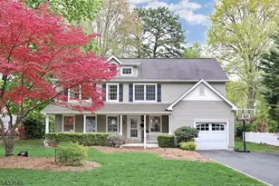 14 Chadwick Pl, Glen Rock, NJ 07452 - Photo 1