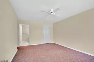 122 Williamson Ct, Bridgewater, NJ 08807 - Photo 17
