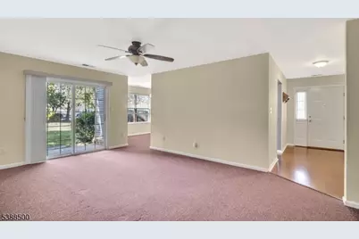 122 Williamson Ct, Bridgewater, NJ 08807 - Photo 9