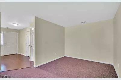 122 Williamson Ct, Bridgewater, NJ 08807 - Photo 15