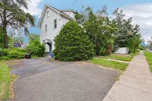 326 Thompson Ave, Roselle, NJ 07203 - Photo 1