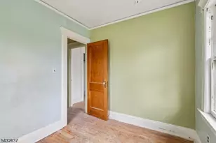 326 Thompson Ave, Roselle, NJ 07203 - Photo 21