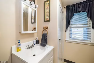 53 Wilson St./ Heckman, Phillipsburg, NJ 08865 - Photo 7