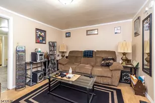 53 Wilson St / Heckman, Phillipsburg, NJ 08865 - Photo 11