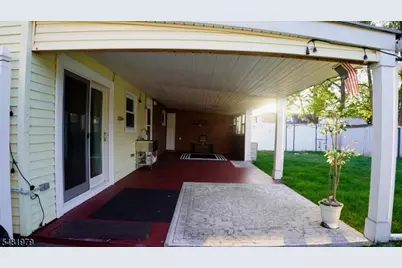 55 W Iselin Pkwy, Woodbridge Township, NJ 08830 - Photo 5