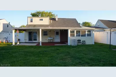 55 W Iselin Pkwy, Woodbridge Township, NJ 08830 - Photo 7