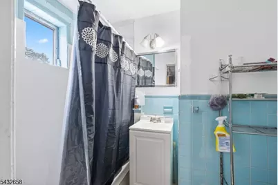 100 Montgomery Ave, Irvington, NJ 07111 - Photo 11